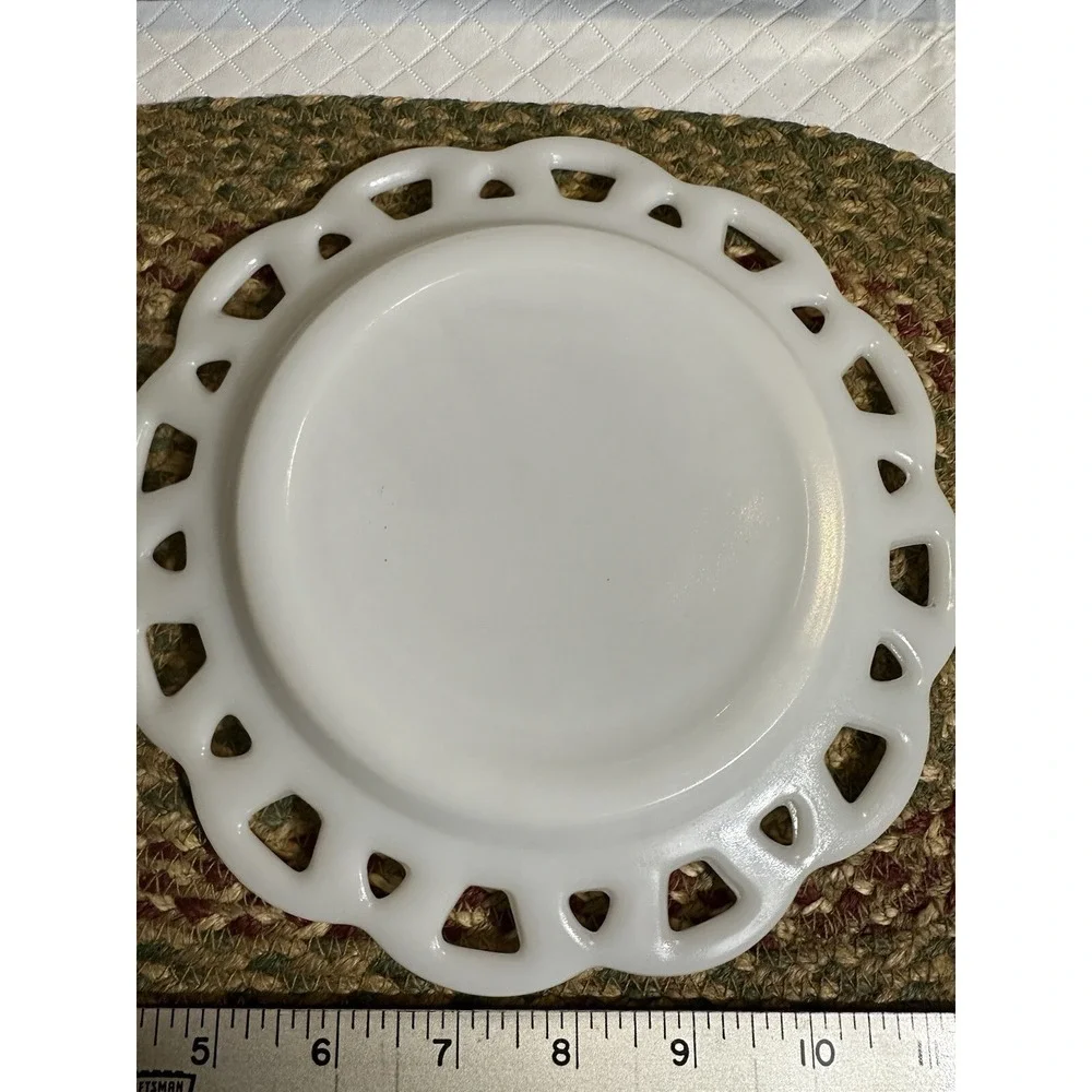 Vintage Hazel Atlas‎ White Milk Glass Plate with Open Lace Edge 8